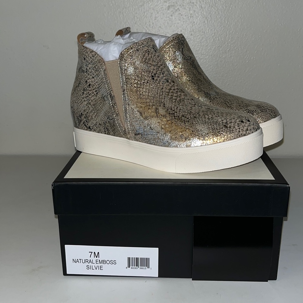Platform Wedge shoes